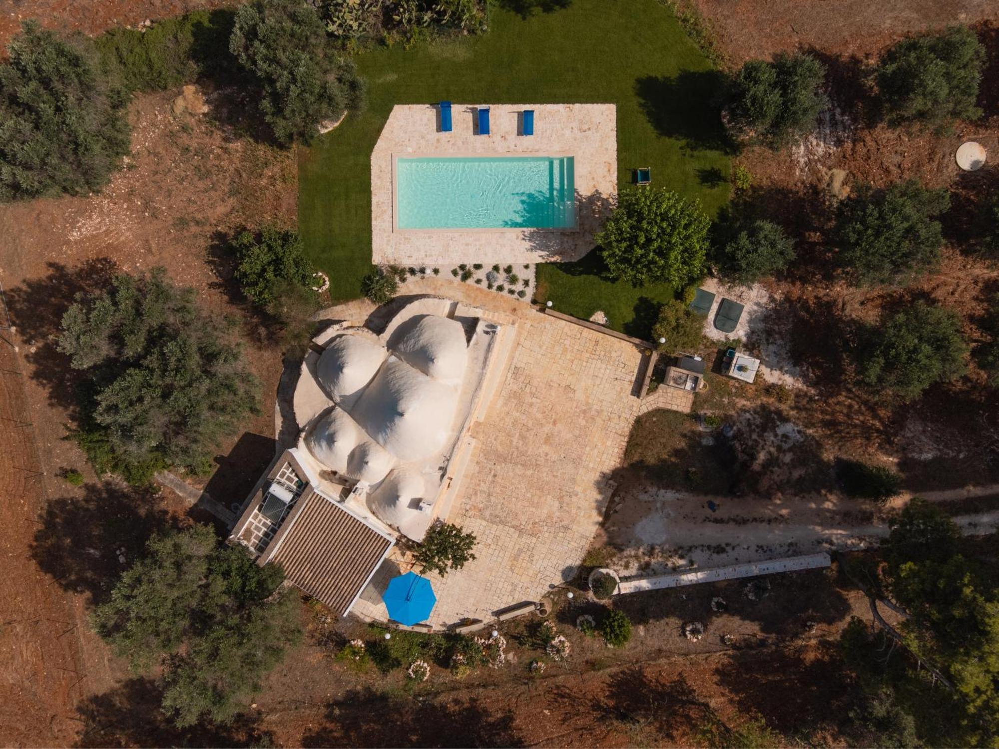 Trullo Tarantini Con Piscina Privata Latiano Exterior foto